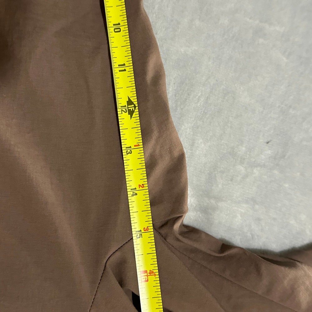 Prana Women's Size M Tan Capri Hiking Outdoor Athletic Shorts Drawstring Pockets - Picture 4 of 8